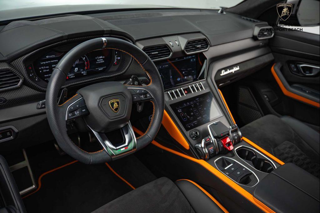 used 2022 Lamborghini Urus car, priced at $226,388
