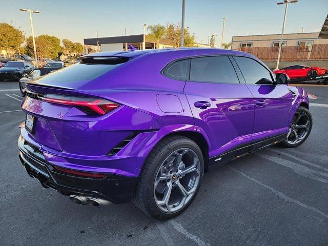 used 2023 Lamborghini Urus car, priced at $263,388