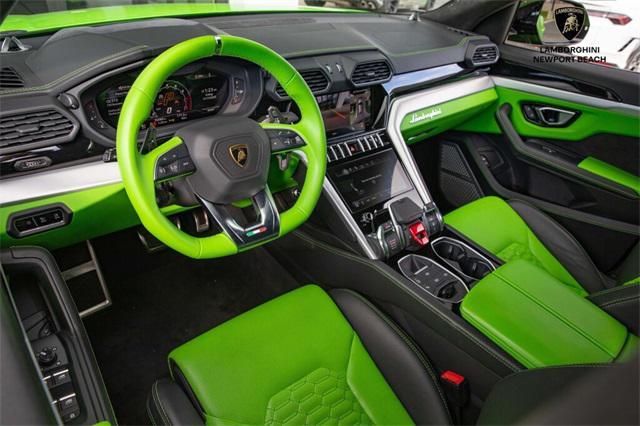 used 2022 Lamborghini Urus car, priced at $215,788