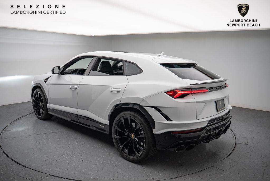 used 2024 Lamborghini Urus car, priced at $267,805