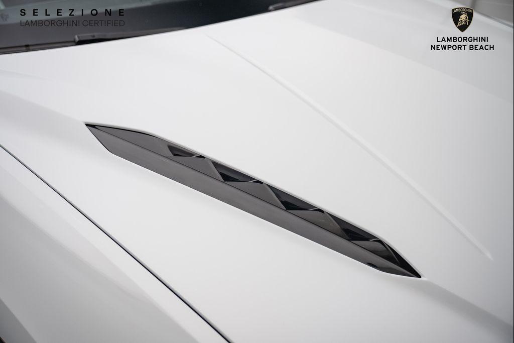 used 2024 Lamborghini Urus car, priced at $267,805