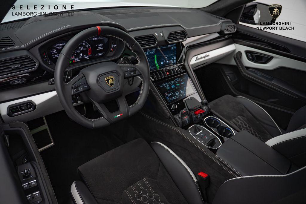 used 2024 Lamborghini Urus car, priced at $267,805