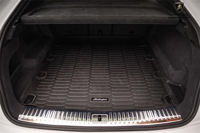 used 2024 Lamborghini Urus car, priced at $312,688
