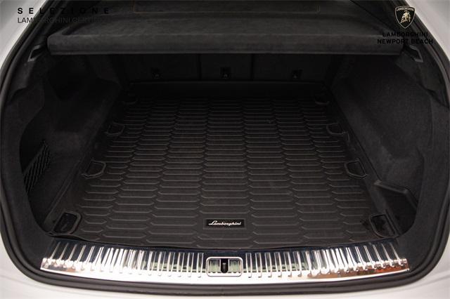 used 2024 Lamborghini Urus car, priced at $312,688