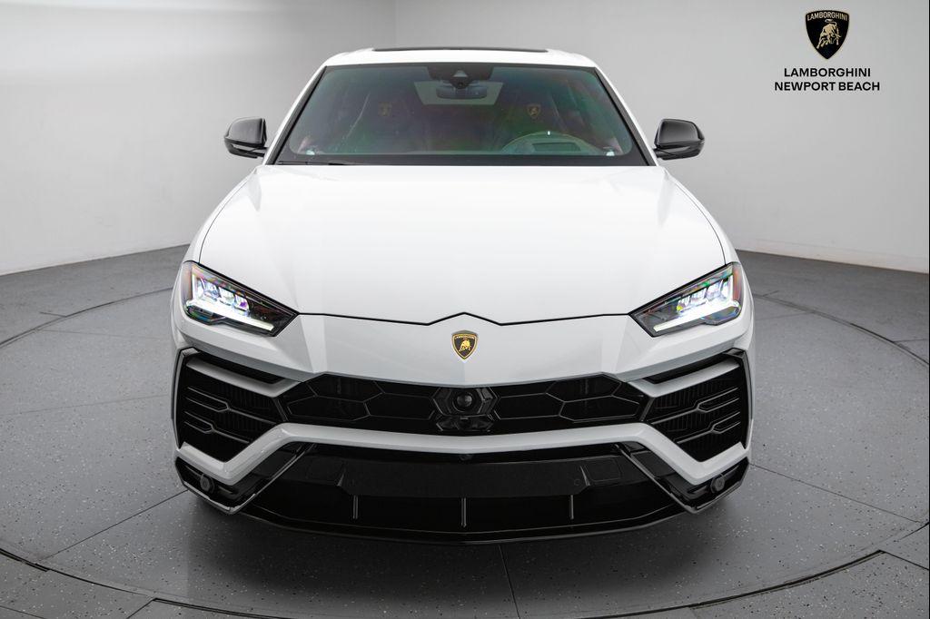 used 2022 Lamborghini Urus car, priced at $199,999