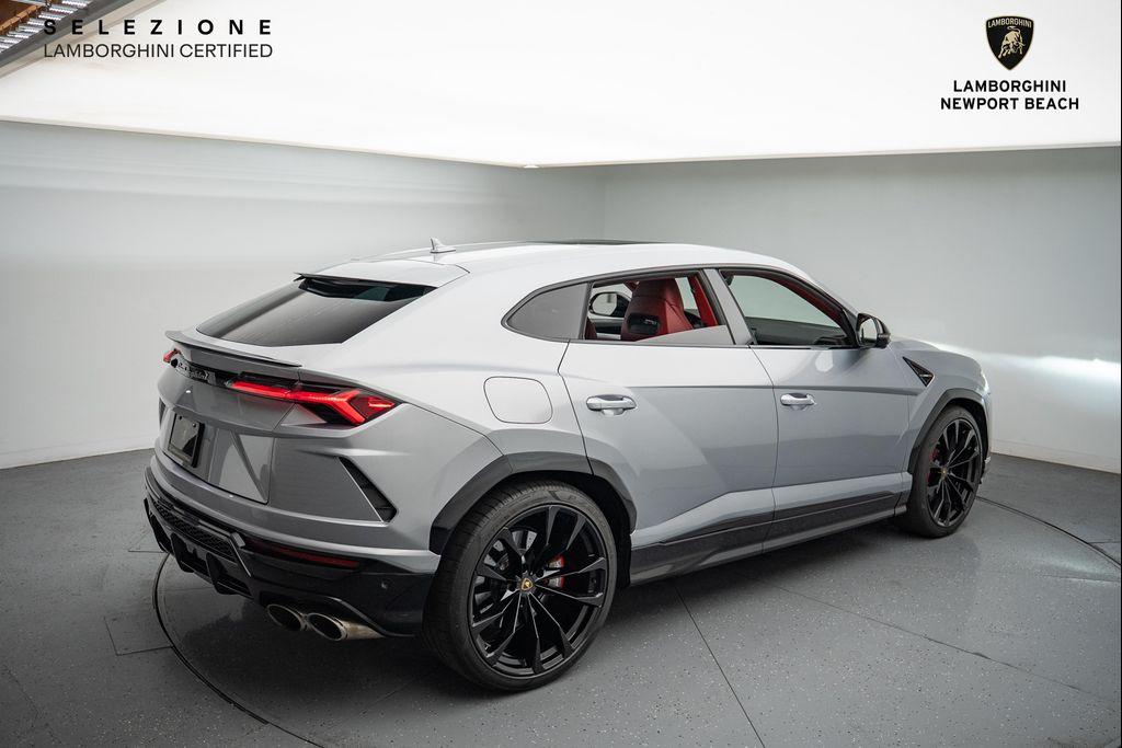 used 2022 Lamborghini Urus car, priced at $217,798