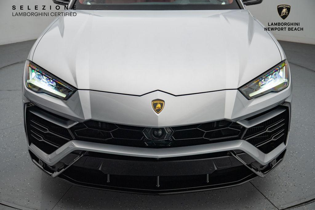 used 2022 Lamborghini Urus car, priced at $217,798