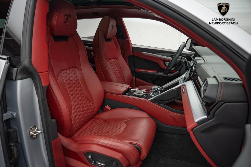 used 2022 Lamborghini Urus car, priced at $221,608