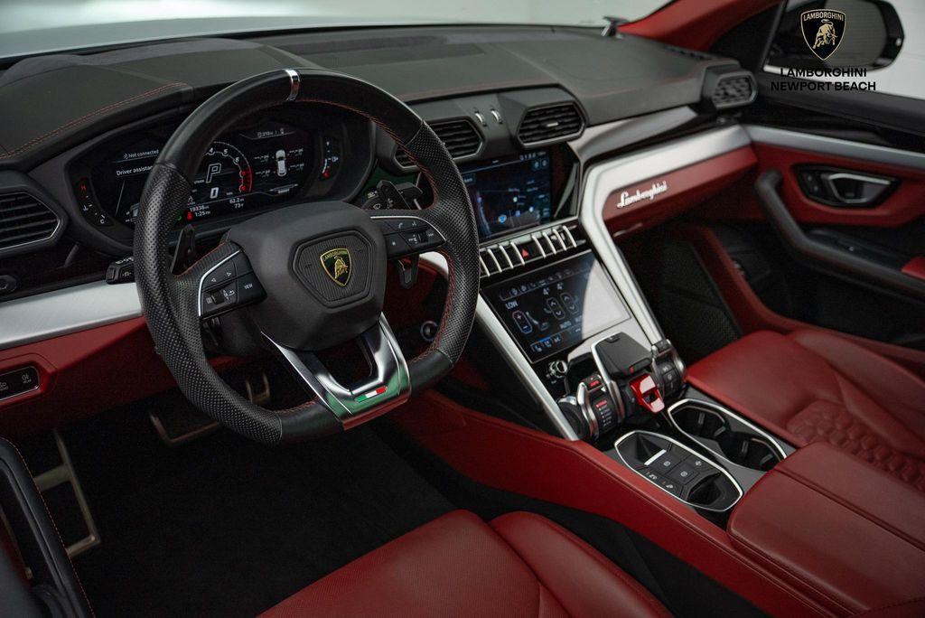 used 2022 Lamborghini Urus car, priced at $221,608
