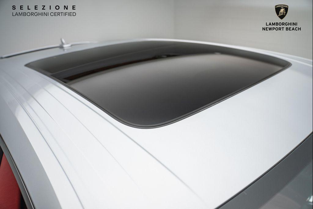 used 2022 Lamborghini Urus car, priced at $217,798