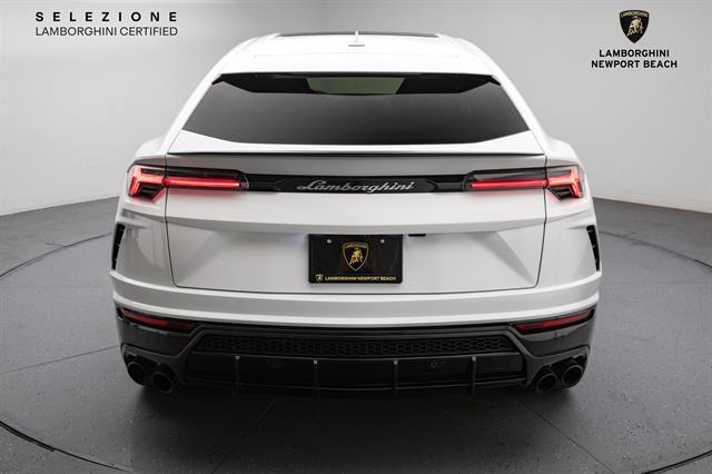 used 2022 Lamborghini Urus car, priced at $235,578