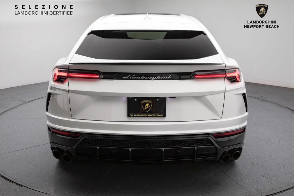 used 2022 Lamborghini Urus car, priced at $228,320