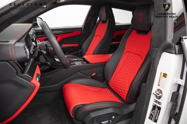 used 2022 Lamborghini Urus car, priced at $235,578