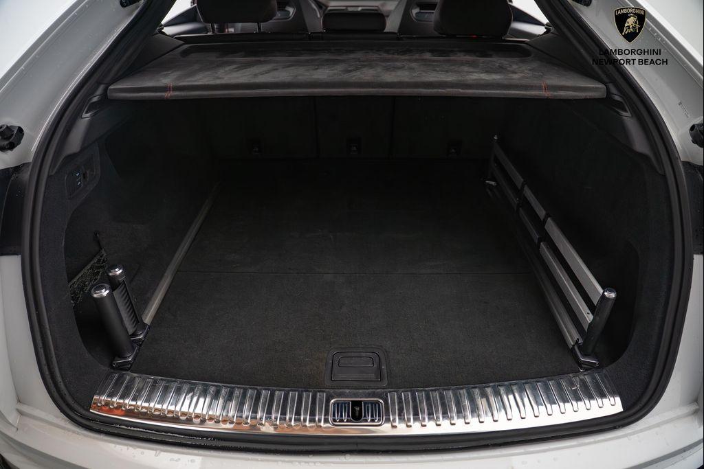 used 2019 Lamborghini Urus car, priced at $156,069