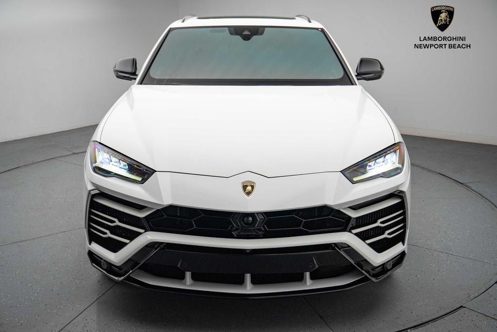 used 2019 Lamborghini Urus car, priced at $156,069