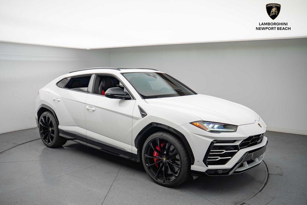 used 2019 Lamborghini Urus car, priced at $156,069