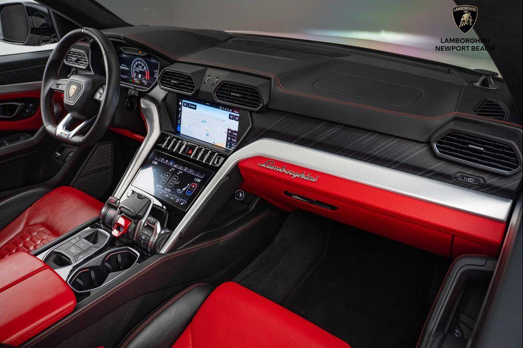 used 2019 Lamborghini Urus car, priced at $156,069