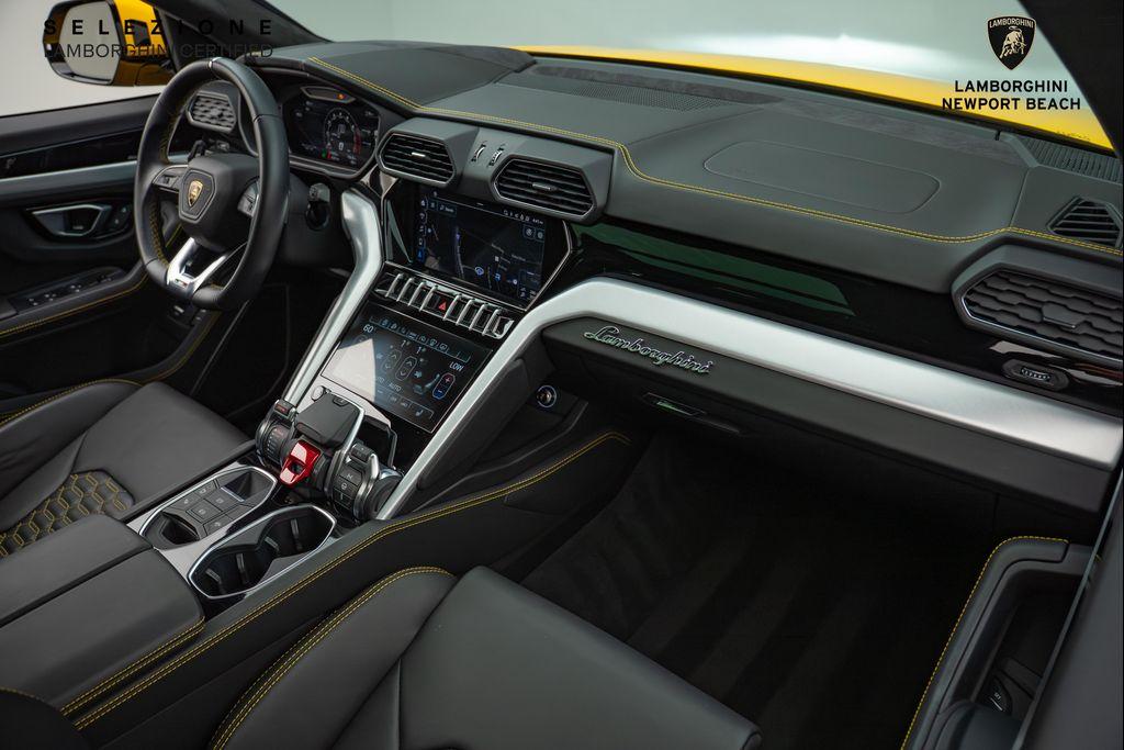 used 2022 Lamborghini Urus car, priced at $216,298