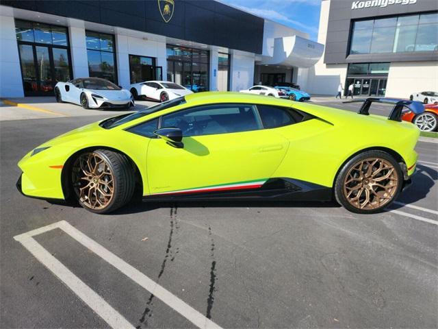 used 2018 Lamborghini Huracan car, priced at $305,308