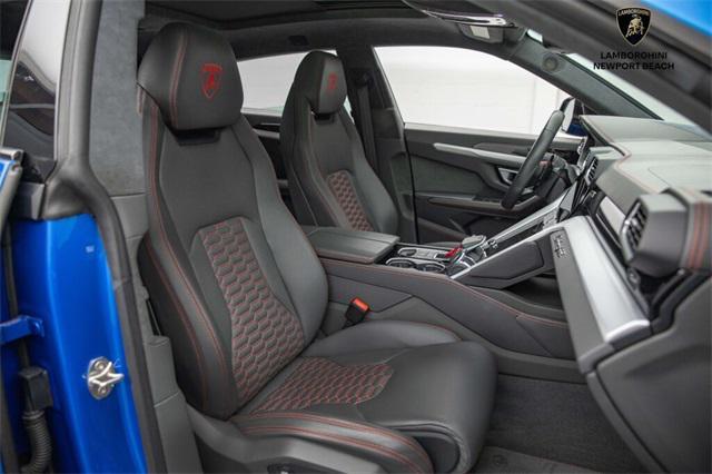 used 2021 Lamborghini Urus car, priced at $187,318