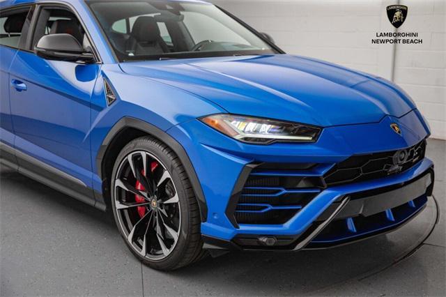 used 2021 Lamborghini Urus car, priced at $187,318