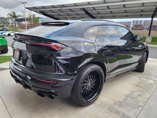 used 2020 Lamborghini Urus car, priced at $187,272