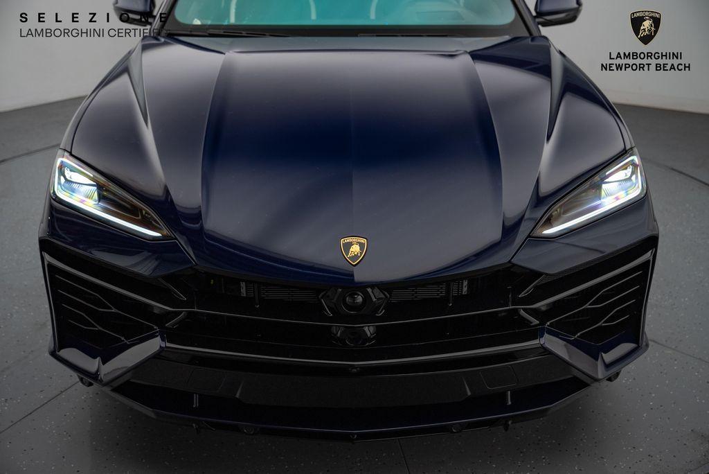 used 2025 Lamborghini Urus car, priced at $333,988