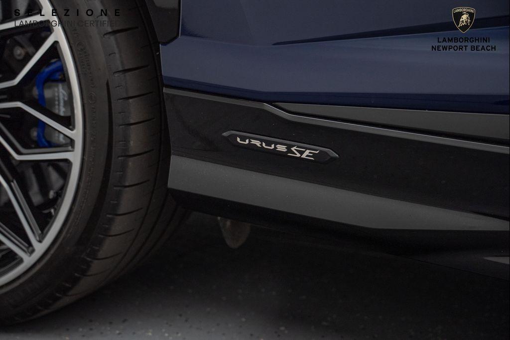 used 2025 Lamborghini Urus car, priced at $333,988