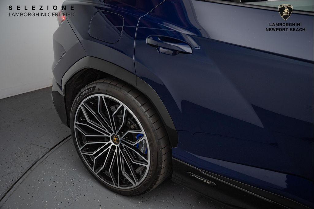 used 2025 Lamborghini Urus car, priced at $333,988