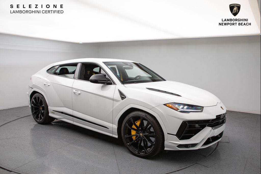 used 2023 Lamborghini Urus car, priced at $249,988