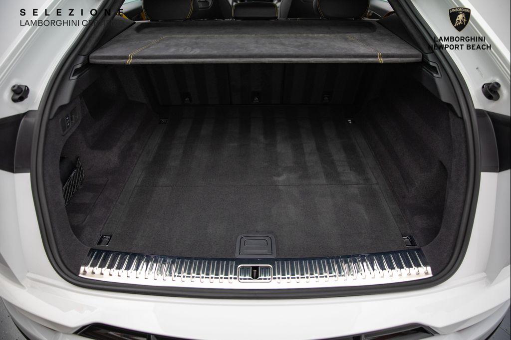 used 2023 Lamborghini Urus car, priced at $249,988