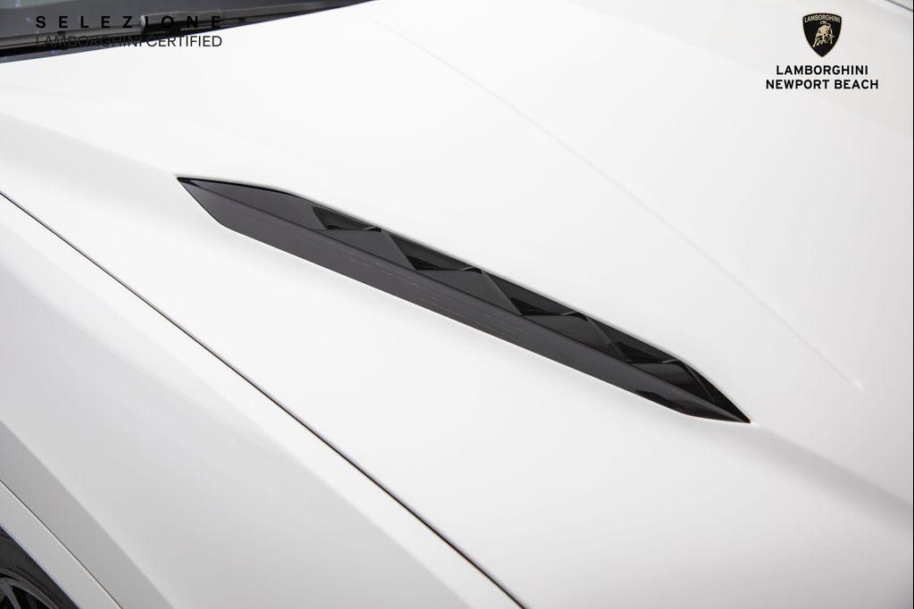 used 2023 Lamborghini Urus car, priced at $249,988