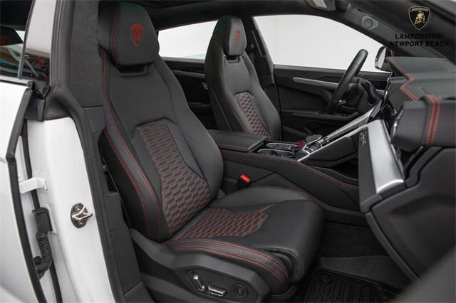 used 2022 Lamborghini Urus car, priced at $235,968