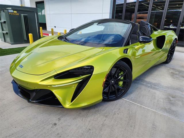 used 2025 McLaren Artura car, priced at $309,998