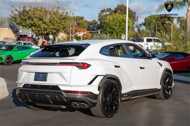 used 2023 Lamborghini Urus car, priced at $289,999