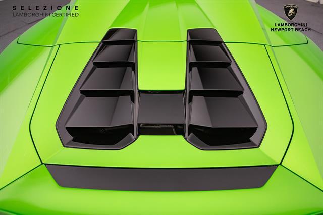 used 2021 Lamborghini Huracan EVO car, priced at $279,608