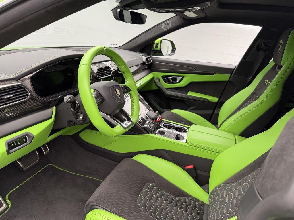 used 2022 Lamborghini Urus car, priced at $239,308