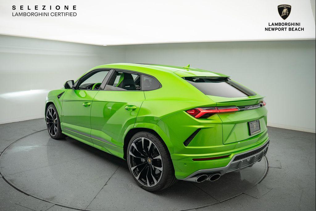 used 2022 Lamborghini Urus car, priced at $239,308