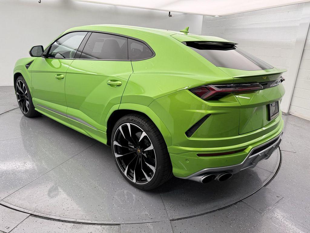 used 2022 Lamborghini Urus car, priced at $239,308