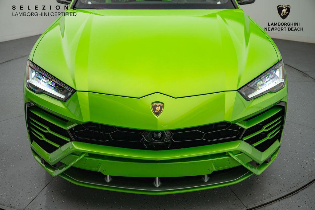 used 2022 Lamborghini Urus car, priced at $239,308