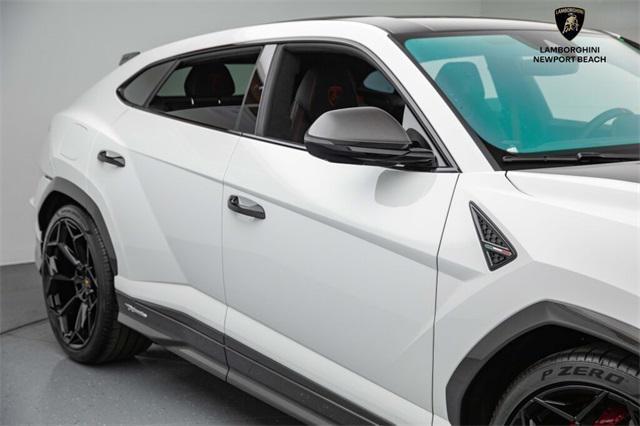 used 2023 Lamborghini Urus car, priced at $311,293