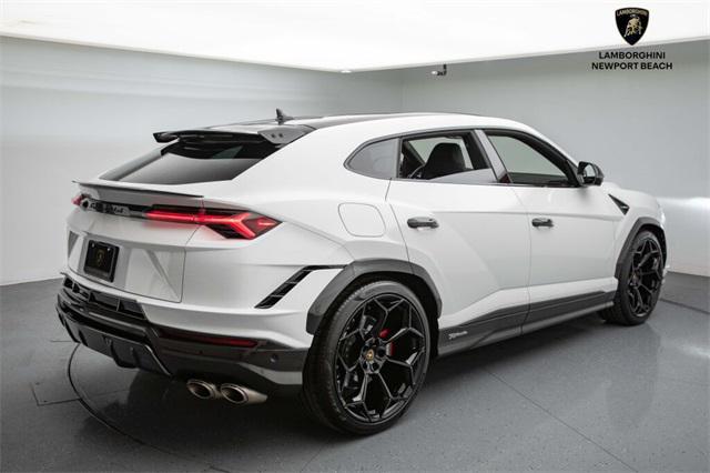 used 2023 Lamborghini Urus car, priced at $311,293