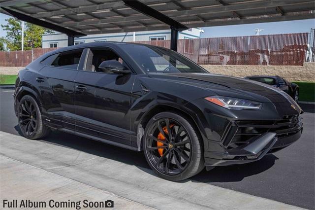 used 2023 Lamborghini Urus car, priced at $295,180