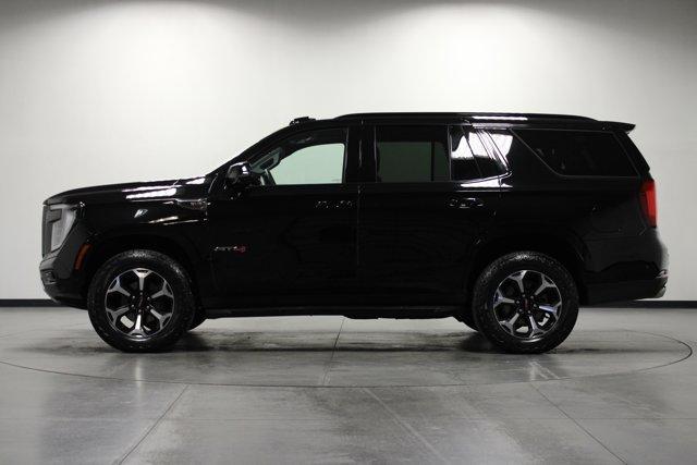 used 2025 GMC Yukon car, priced at $76,962