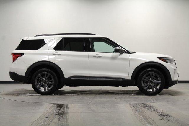 new 2025 Ford Explorer car, priced at $45,662