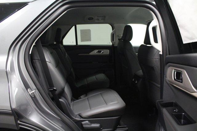 new 2025 Ford Explorer car, priced at $45,043