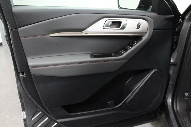 new 2025 Ford Explorer car, priced at $45,043