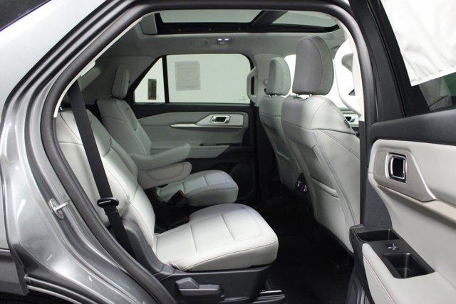 new 2025 Ford Explorer car, priced at $47,162