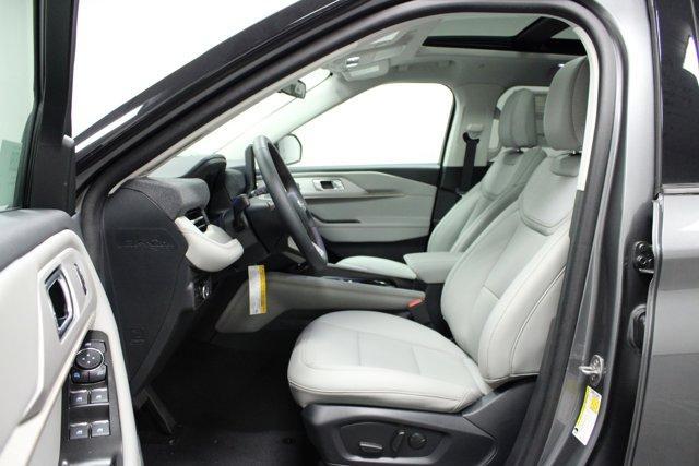 new 2025 Ford Explorer car, priced at $47,162