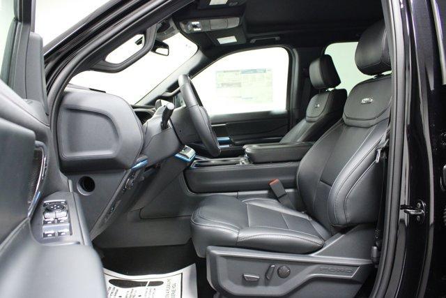 new 2025 Ford Expedition car, priced at $78,862